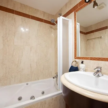 Pinogolf De Don Carlos Apartment Marbella